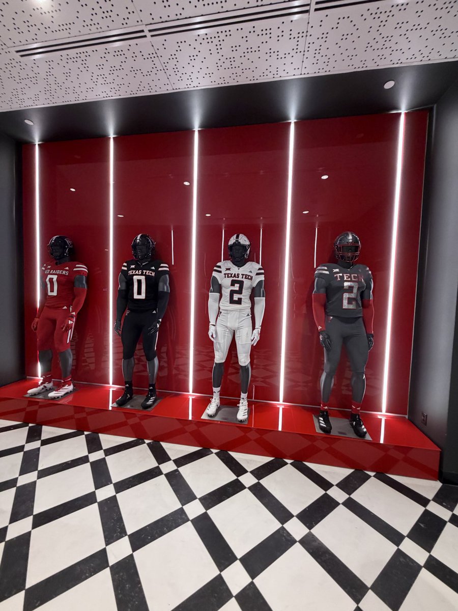 westsidebets's tweet image. Appreciate #Texastech for the business opportunity 🤝 they definitely got that dog in them!! 😤 $DOGINME