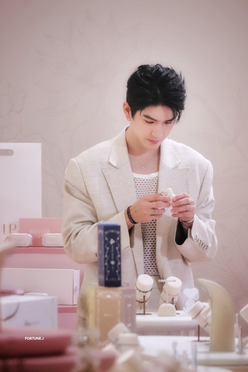 𝙛𝙤𝙧𝙩𝙪𝙣𝙚.𝙟 🐣🐥 tweet media