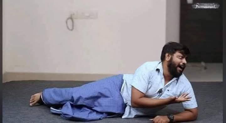 major_shammmu's tweet image. கத்துரான்  சார் காது மேலேயே கத்துரான்.. ஏரியா அலறிட்டு தான் இருந்துச்சு நைட்டு