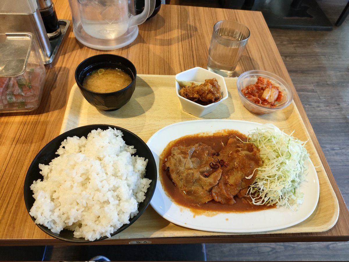 ライスはじめました。 TRF ダメージ加工バギーフォルドミッドライズデニムパンツ - ネイビー