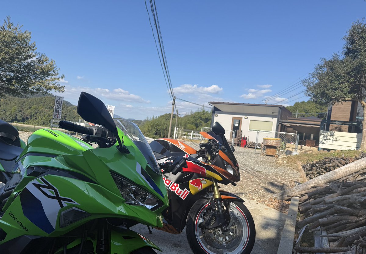 ちーちゃん🎄ZX-4RR (@bakusoumotochiz) / Posts / X