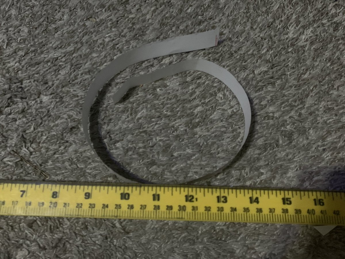 Emmy_Eel's tweet image. Made a “fabric tape measure” out of paper bc I lost mine a few months and I’m losing my shit not being able to take my measurements

It’s not 100% completely perfect, but it’s better than nothing 😭😭