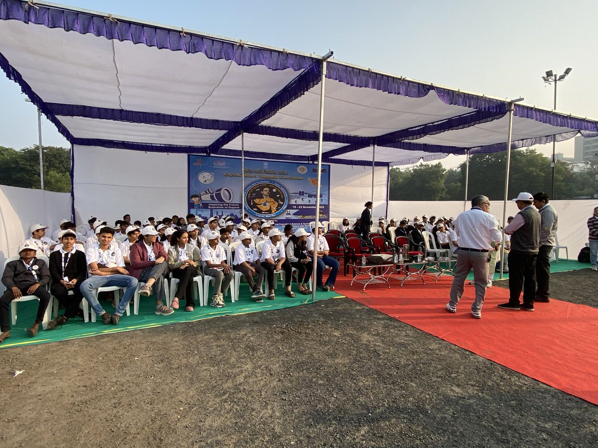 pavitshah's tweet image. The participants of #GUJSAC BHAVIKA program are launching the #solid fuel rockets today from @GujScienceCity .

@InfoGujcost and SAC-@isro is jointly organising 9 day long #space science outreach programs for which 90 meritorious #students of all districts of Gujarat are selected