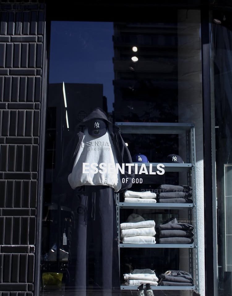 lhp_nagoya's tweet image. 【ESSENTIALS】
25 Autumn Winter
in store now.

#essentials #lhp #lhpnagoya