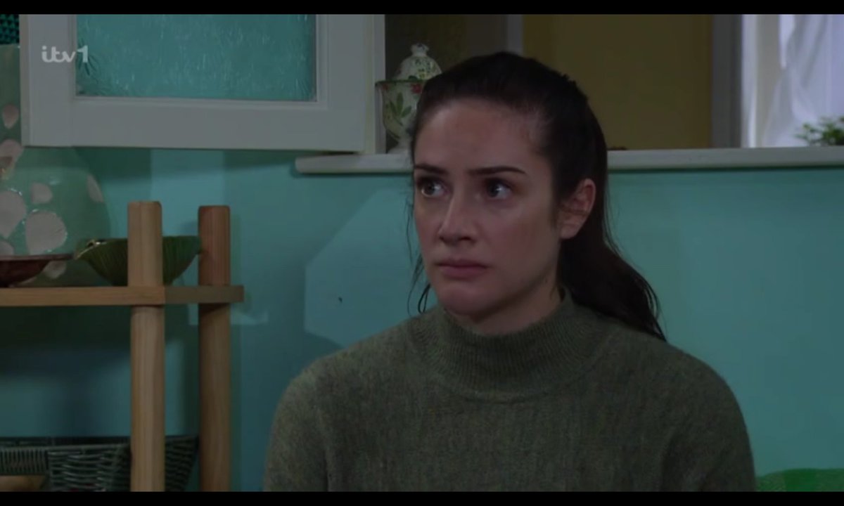 DannyMFansite's tweet photo. 12.11.25 Robert tells Aaron if Kev hadn't stepped in he would've been killed for sure. Aaron &amp; Vic are shocked Robert was under the threat of being killed. Aaron says Kev does have his uses then. Robert says thanks to him prison went from a living hell to something more bearable. https://t.co/3Br0uk1QVl