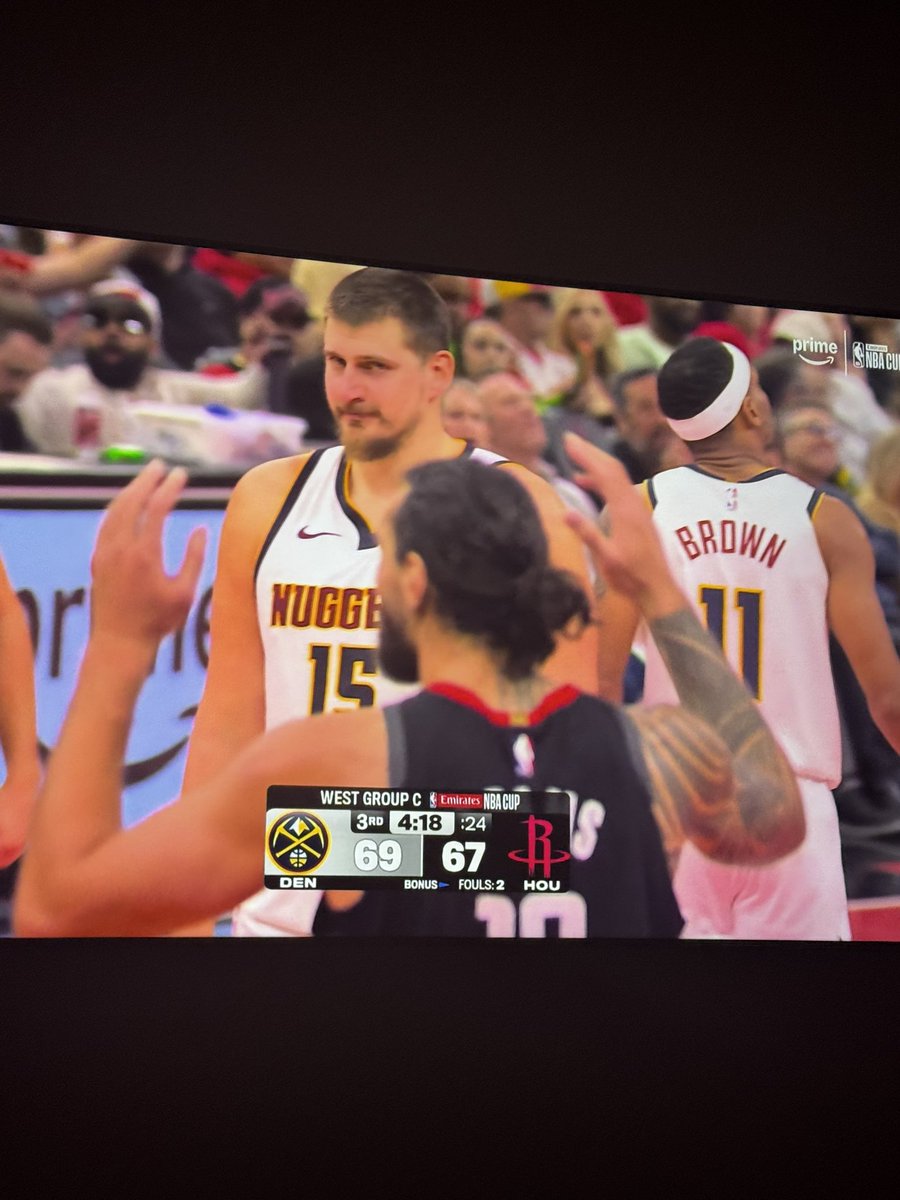 aye this nigga is a troll 

he knows that foul was nonsense 😂😂😂