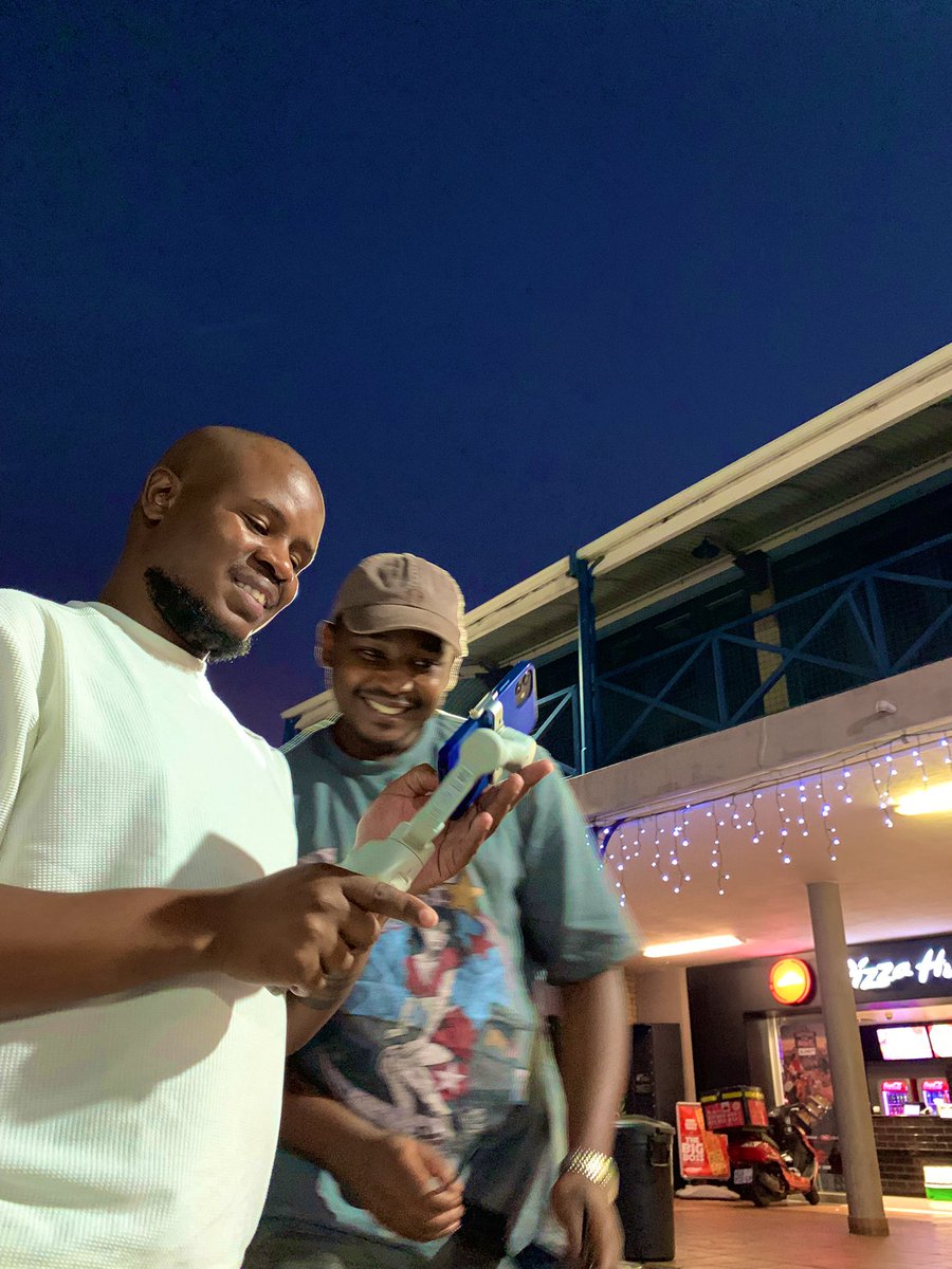 rbl_paxxe's tweet photo. ‘Waves’ 🌊 out now https://t.co/4NrUFsNrHe produced by Buddha Yung Beatz🎛️🔥My new single #fewshots is done and ready💽 #ReportingLiveFromTheOtherside the project is making its way🙏🏿 #Homecoming https://t.co/B74Ya7usd1 https://t.co/74PKNQ76eI