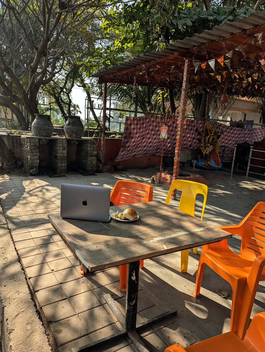_iamrv_'s tweet photo. “Remote” work. https://t.co/IddhepgQSb