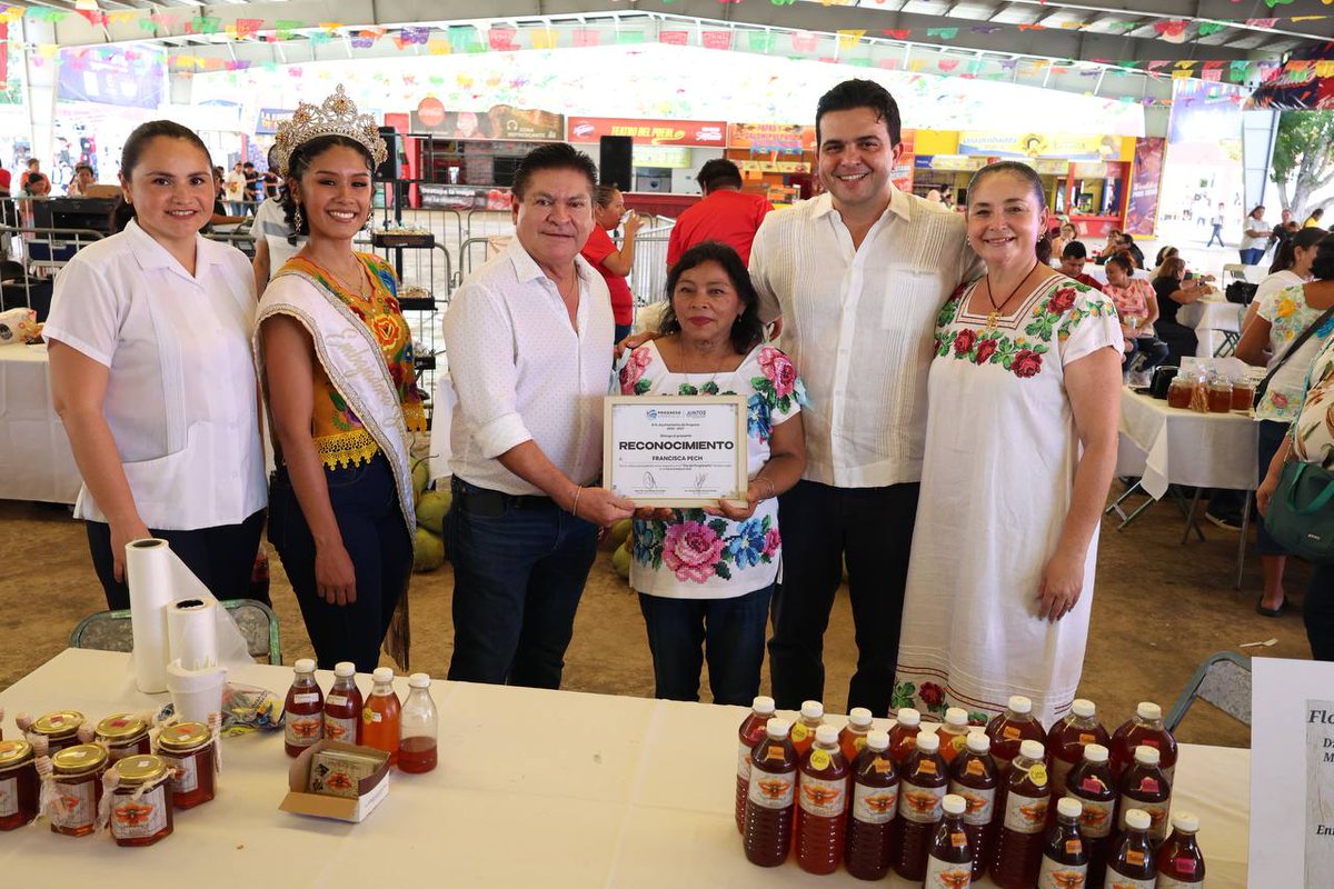 STEinforma's tweet image. Municipios | #Progreso brilla en la Feria Internacional Xmatkuil con identidad y cultura wp.me/p6Zyu6-1E4d