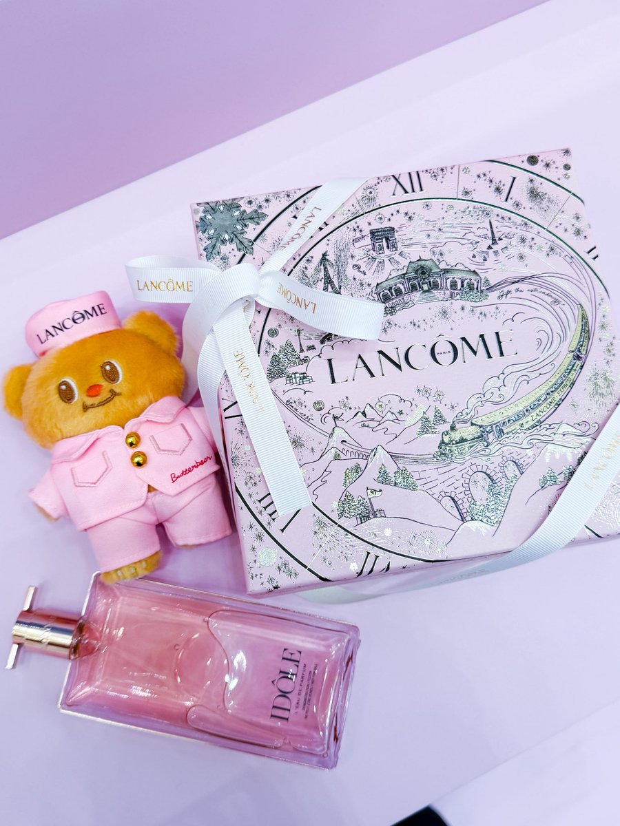พุ่งตัวไป Paragon ด่วน!! ช้อป น้ำหอม LANCÔME IDOLE กลิ่นไหนก็ได้ รับน้องหมีเนย ButterbearxLancome กลับบ้านเลย.

แนะนำ Holiday Box Set ครับ คุ้มสวย