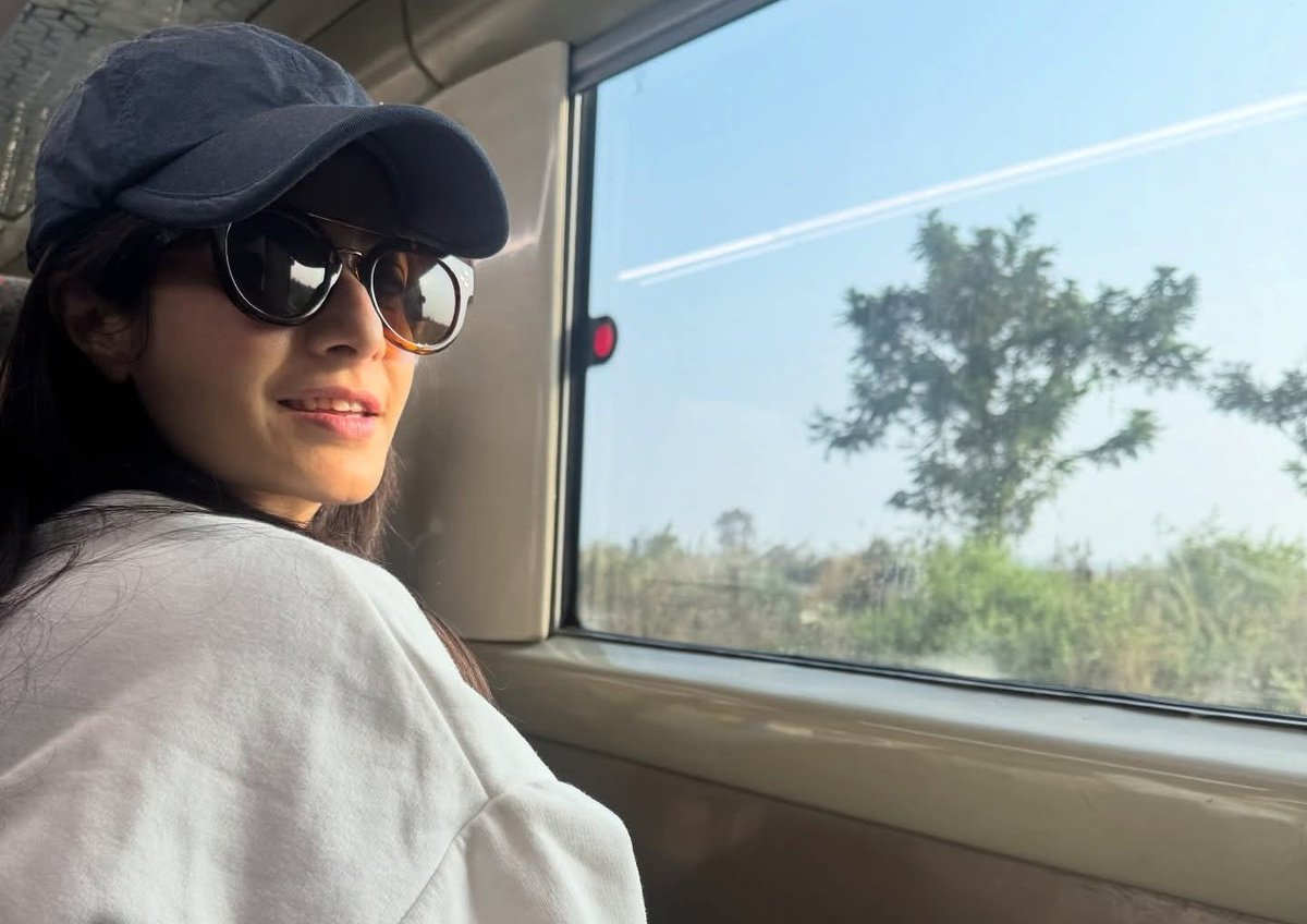 CineBuff2003's tweet image. Malda ….here Mitin comes!!!! 🤗💕 #event #appearance #work #travel #fun #Mitin #Ektikhunirsandhaney #releasingsoon