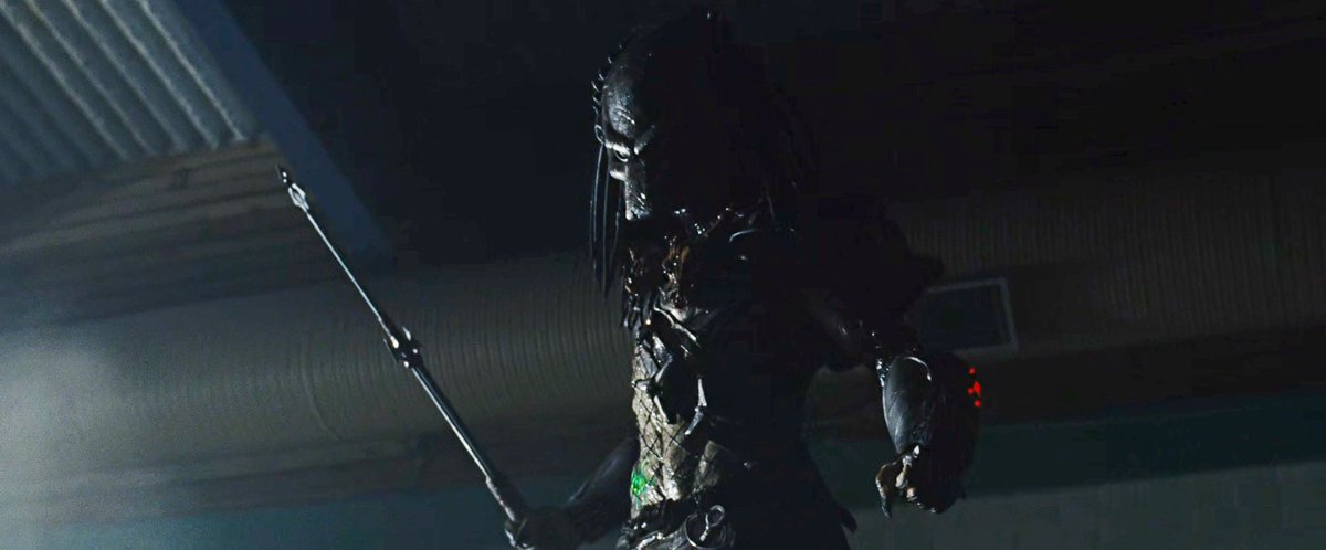 FamesAu's tweet image. The lack of wolf fics needs to be studied...I&apos;ll do it myself so stay tuned. 
#wolfpredator
#predators
#yautja