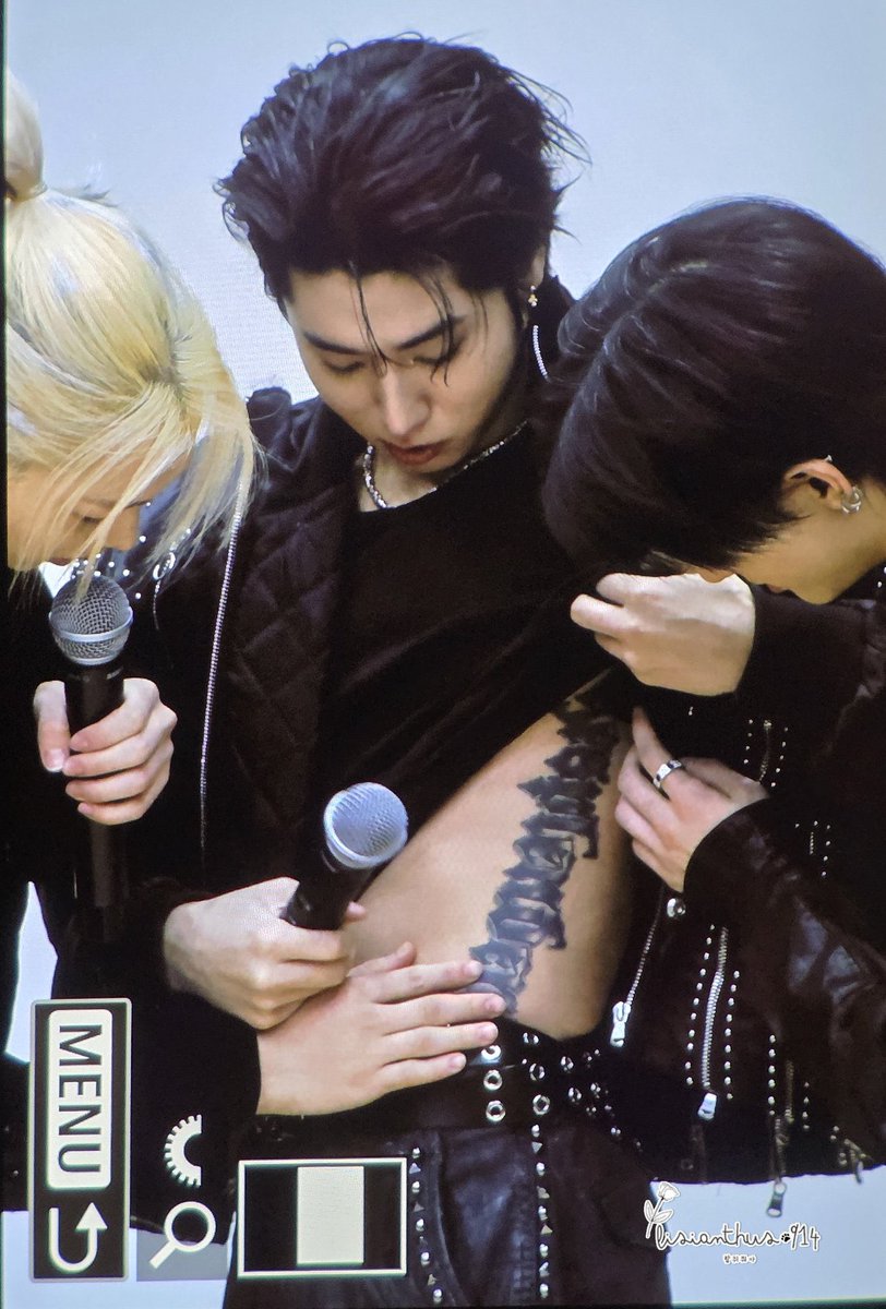 lfy0915's tweet image. 쿼카 만지면 벌금있어요