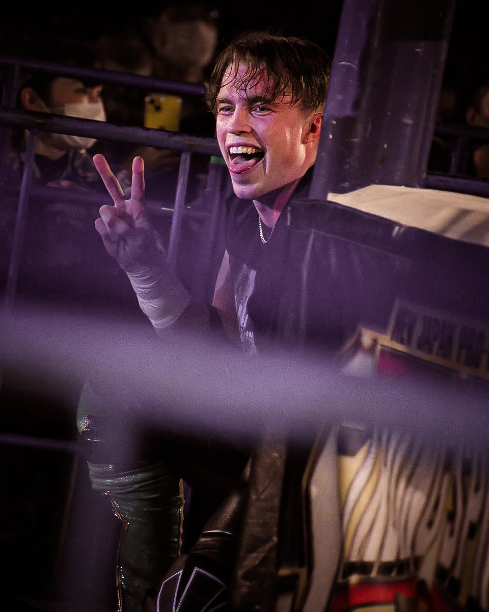 "Overworked and Overcaffinated" RP for <a href="/SCWrestling1/">Sin City Wrestling</a>  
scwrestling.net/boards/index.p…