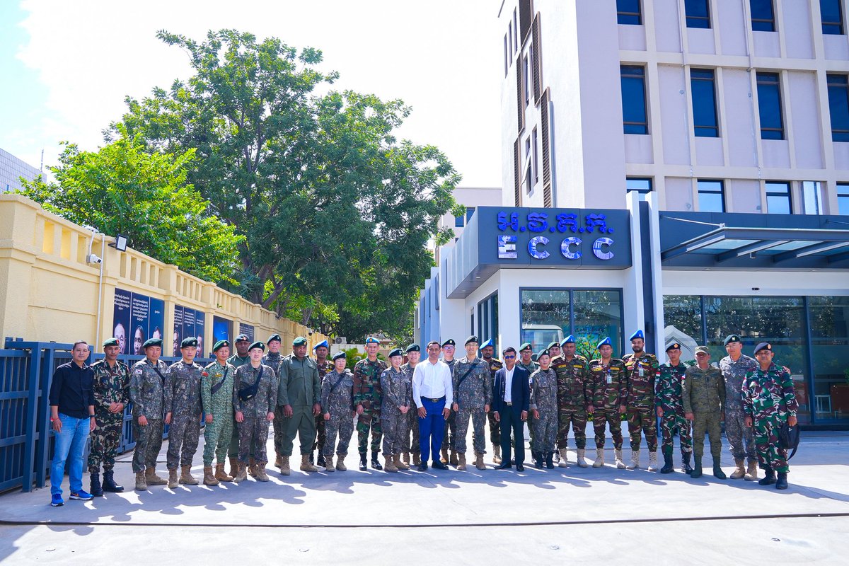 KRTribunal's tweet image. On November 22, 2025, 25 military personnel  visited the Extraordinary Chambers Resource Center in Phnom Penh.

They gained valuable insight into the landmark achievements and legacy of the Khmer Rouge Tribunal (ECCC) and its ongoing residual functions. 

#ECCC