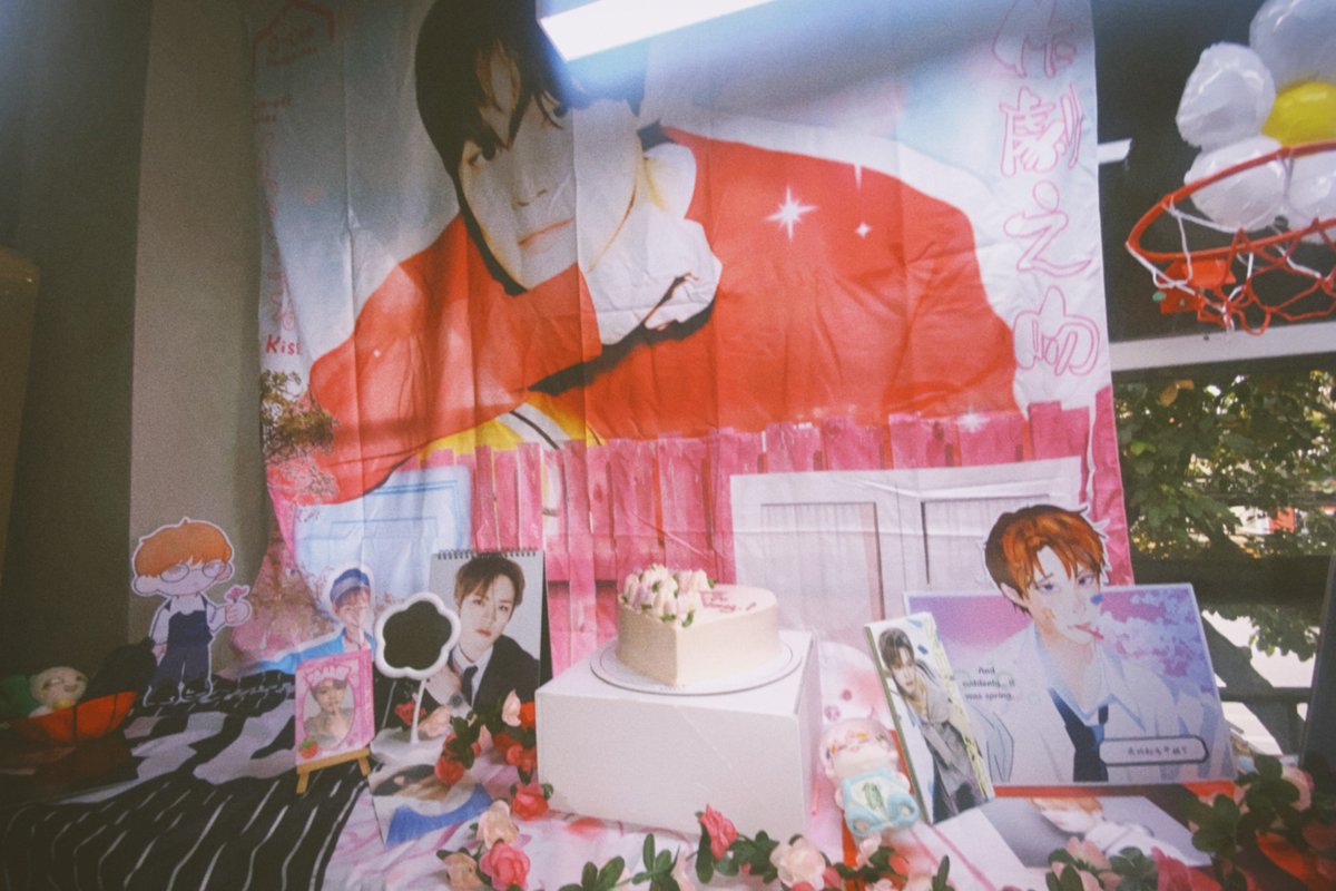 ‧₊˚🏀彡 ࣪𖤐 to my first, tweet media