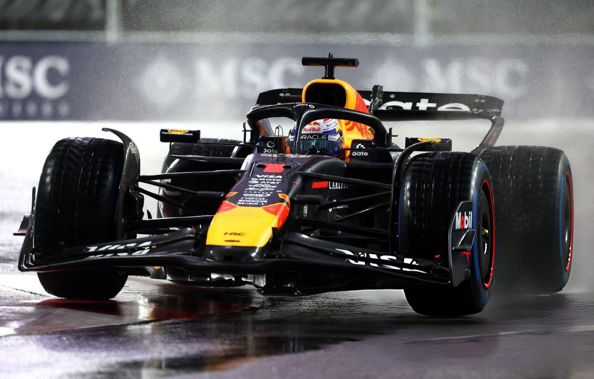MIREN ESTE FOTÓN DE MAX VERSTAPPEN