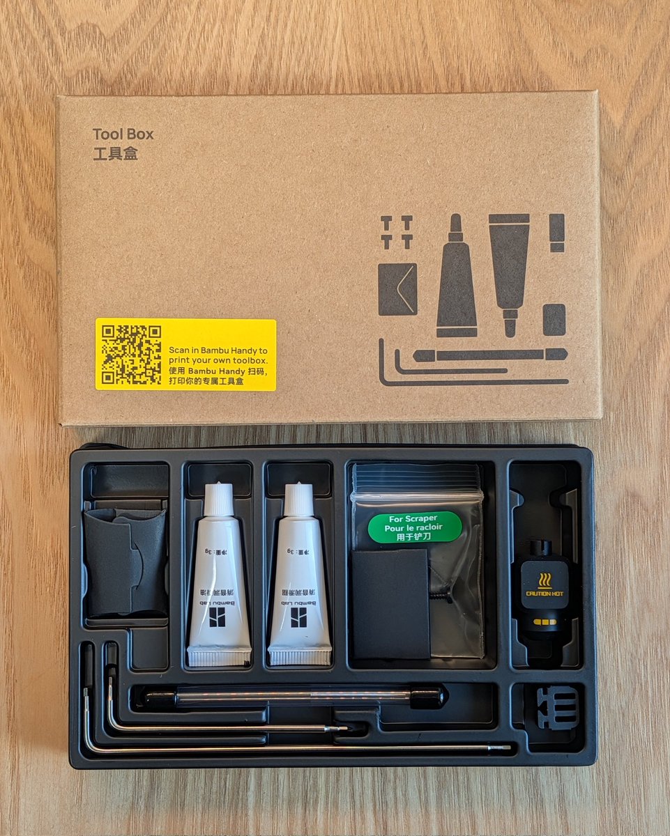 FlowLog2's tweet image. Bambu Lab  #P2S の基本工具🔧

目新しいものはないかと思いきや…

舐めやすくて微妙だった六角レンチが質の良いものへ進化してる👀✨