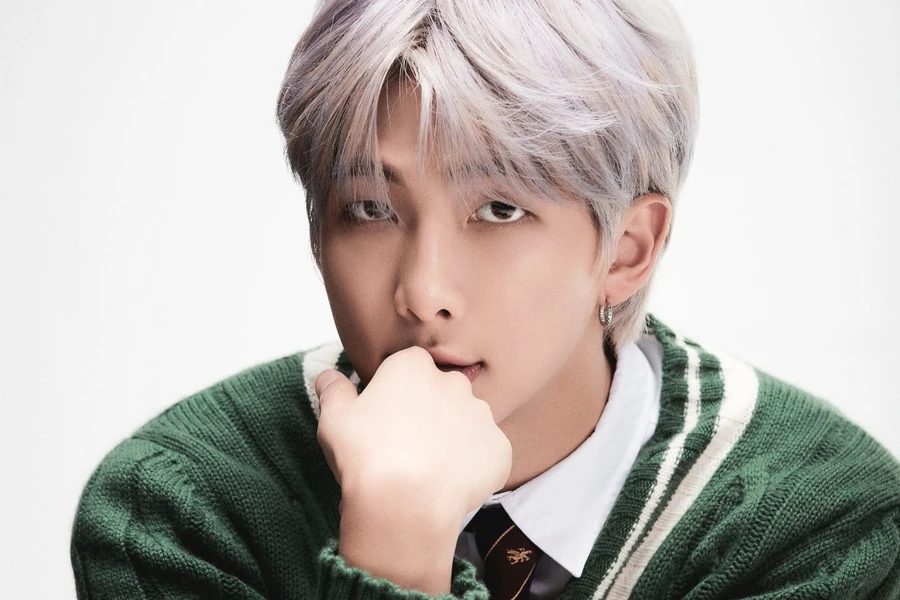 tweetbrandon's tweet image. #kpop #profiles 

RM (BTS) 
Instagram @rkive: ~48.7M followers
Birth name: Kim Nam-joon
Birth date: September 12, 1994
Birth place: Ilsan, Goyang, South Korea
Height: 181 cm
Blood type: A

Occupation: Rapper, songwriter, producer
Instruments: Vocals
Genres: K-pop, hip-hop, R&amp;amp;B