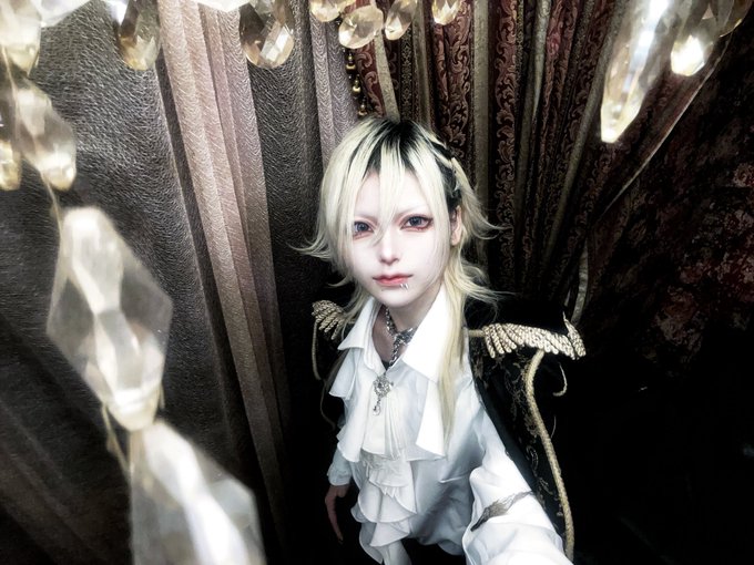 秋葉城ドラキュラ †月下の夜想曲†のツイート