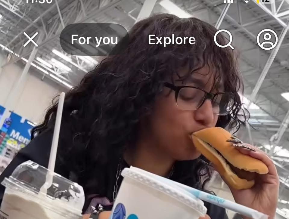 Toxic_Issue's tweet photo. Why they turned me into a meme? 😭 https://t.co/LkWR9UUXNV