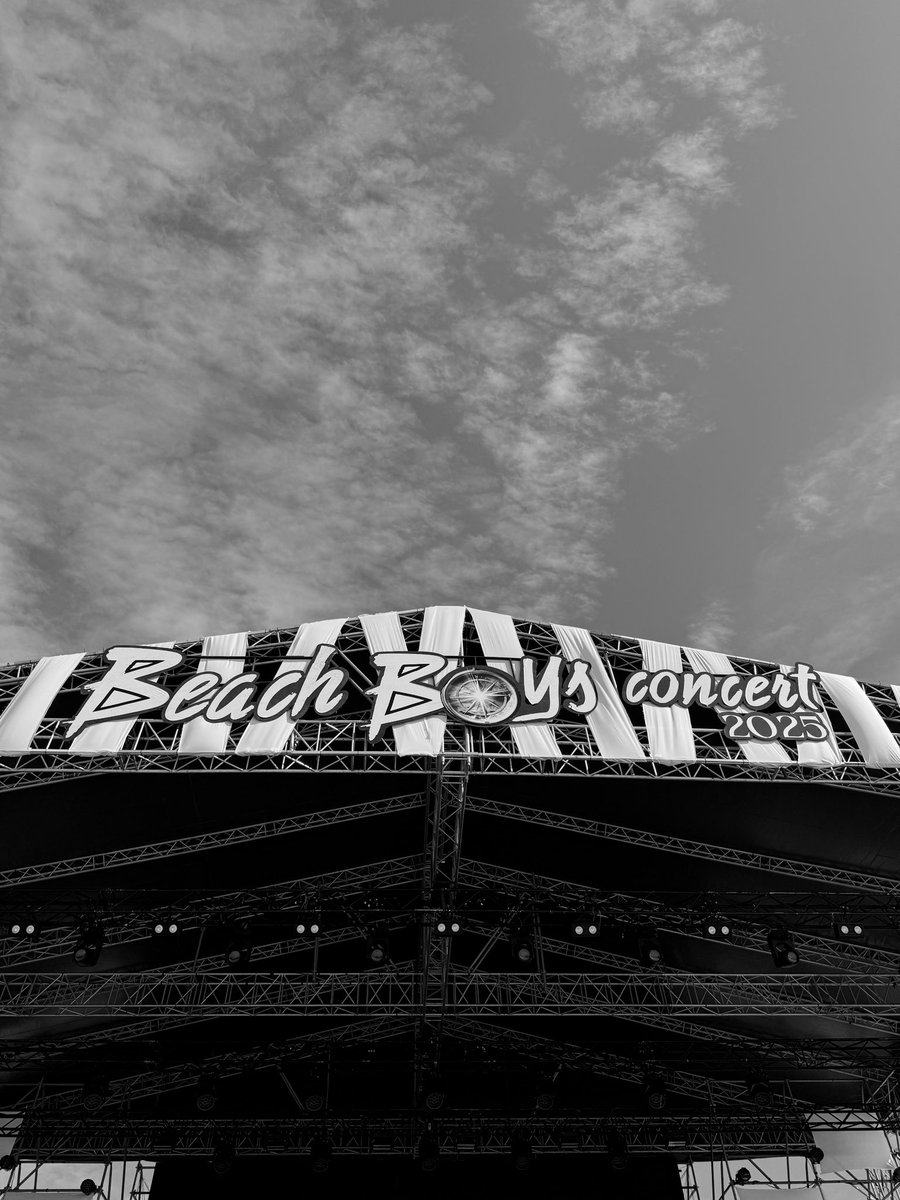 PROXIE_Official's tweet image. See you tonight! 
BEACH BOYS CONCERT 2025

Showtime : 21.50
📍SEA SAND SUN HUAHIN RESORT

Hastag 
#.BEACHBOYS2025xPROXIE 

#BEACHBOYS2025
#PROXIEth
#bROTHERSMUSIC