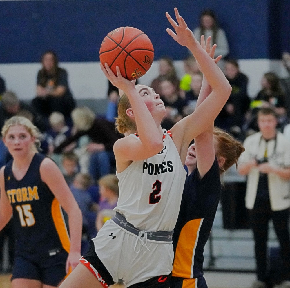 KROXRADIO's tweet image. The Warren-Alvarado-Oslo Ponies Girls Basketball team scored the first 21 points of the game and never looked back as they beat the Stephen-Argyle Storm in the season opener for both teams. For the story, scoring, pictures, and both coaches comments, click below.…