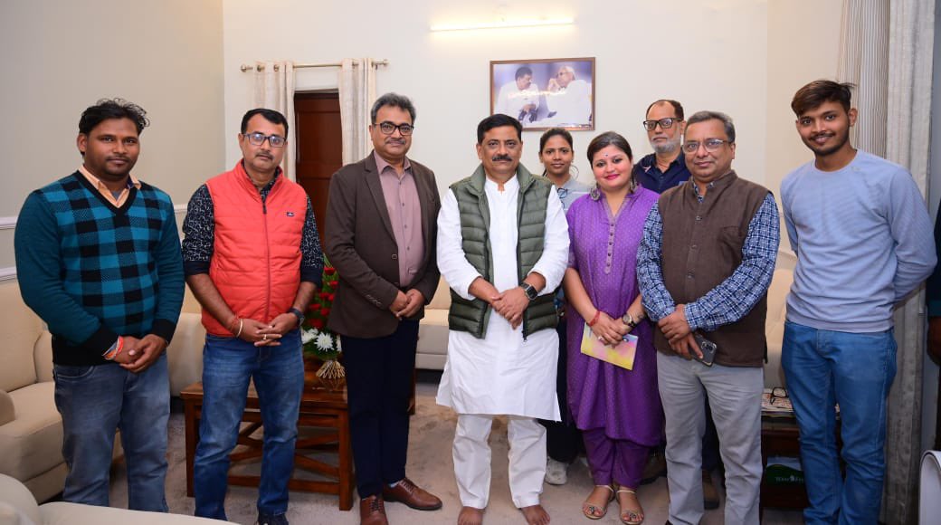 Team #GreyMatters met Shri <a href="/SanjayJhaBihar/">Sanjay Kumar Jha</a>, National Working President, <a href="/Jduonline/">Janata Dal (United)</a>, along with our Director Dr <a href="/navneetanand/">Dr Navneet Anand</a>.

We congratulated him on the decisive victory and expressed our gratitude for the trust he has consistently placed in GreyMatters since 2012. Our long