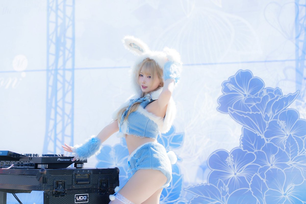 malymoon_party's tweet image. 11/22(土)&amp;amp;11/23(日)開催！
𝐌𝐚𝐥𝐲𝐦𝐨𝐨𝐧 𝐒𝐞𝐜𝐫𝐞𝐭 𝐏𝐚𝐫𝐭𝐲☾
￣￣￣￣￣￣￣￣
✧ 11/22（土）  即出し速報 ✧ 

🌙 シスルちゃん @Sithle011 

୨୧‥∵‥‥∵‥‥∵‥‥∵‥‥∵‥‥∵‥୨୧

#マリームーンSP
#Malymoon
#キラナガーデン豊洲