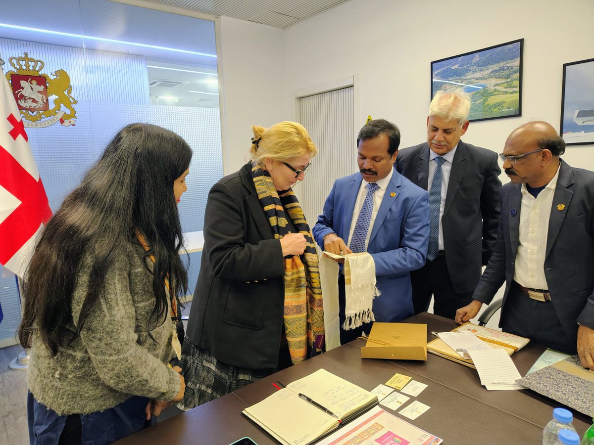The Textile Ministry delegation and the Charge d'Affairs of India, met Ms. Inga Pkhaladze, Deputy Minister of Economy and Sustainable Development of Georgia. The meeting focused on strengthening textile trade and exploring new avenues for collaboration between India and Georgia.