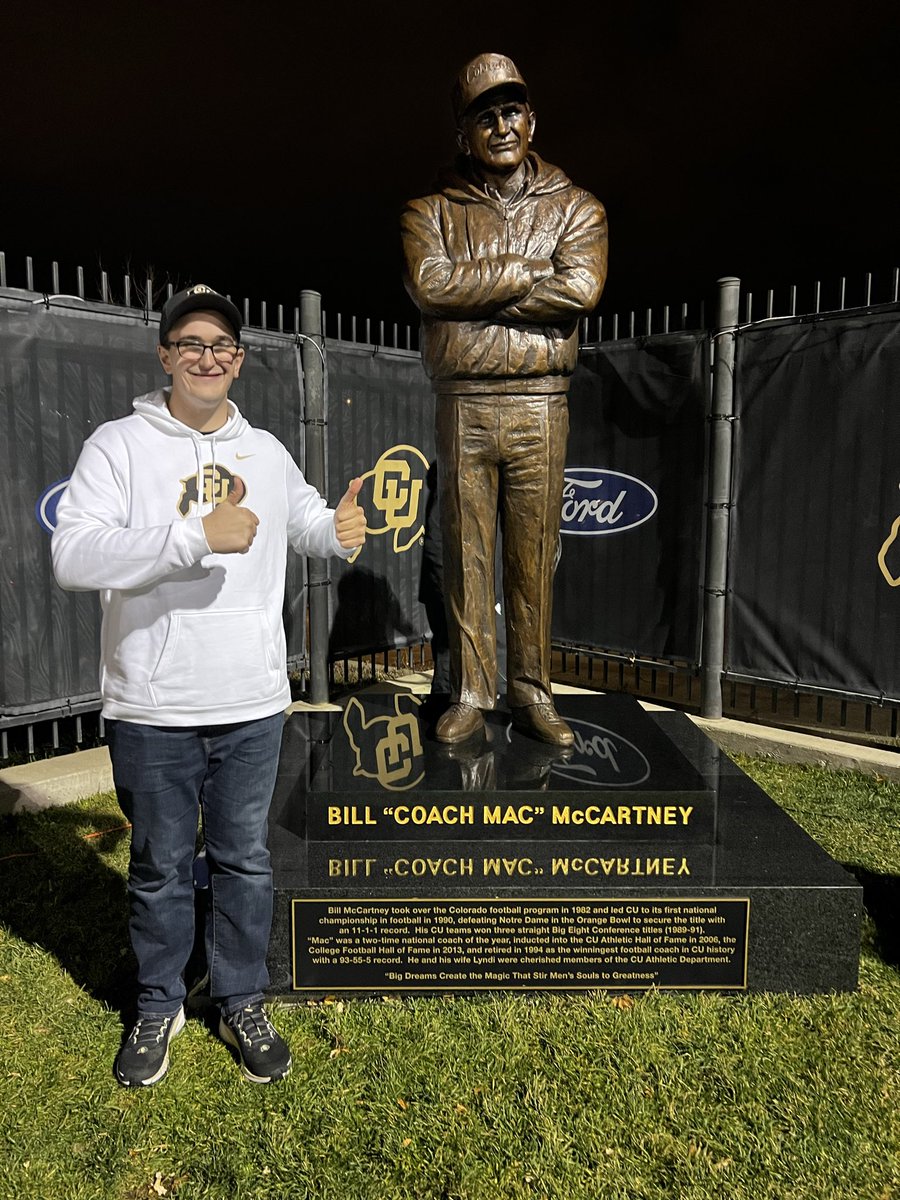 Grandpa Mac got his statue. Incredible. Speechless. Love you Grandpa Mac. <a href="/CUBuffsFootball/">Colorado Buffaloes Football</a> 🦬