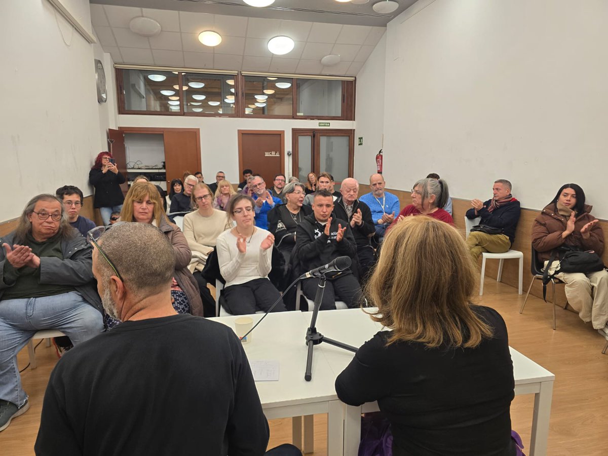 CambrolleMar's tweet image. 📢 Coloquio/Reflexión sobre la &quot;Dia Memoria Trans&quot; y 50 años después de la muerte del Dictador, que nos queda pendiente para seguir avanzando (?) 
Organizado por @fundacio_enllac,  @ATCllibertat  y el #EspaiTransBarcelona de  @PlataformaTrans 🌈💪🏳️‍⚧️