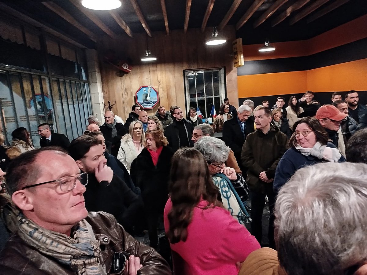 BenjaminGrn41's tweet photo. Présent à Civray-de-Touraine pour représenter le RN 41, aux côtés de @jrechagneux, @Al_Nikolic et @J_Pointlane
Une soirée conviviale, chaleureuse et pleine de franchise. 🇫🇷
Merci aux organisateurs pour ces moments de partage et de proximité qui font vivre nos territoires. 🇫🇷 https://t.co/3NvBTQmOn3
