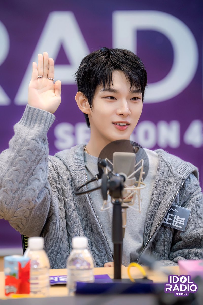 🦊💌 tweet media