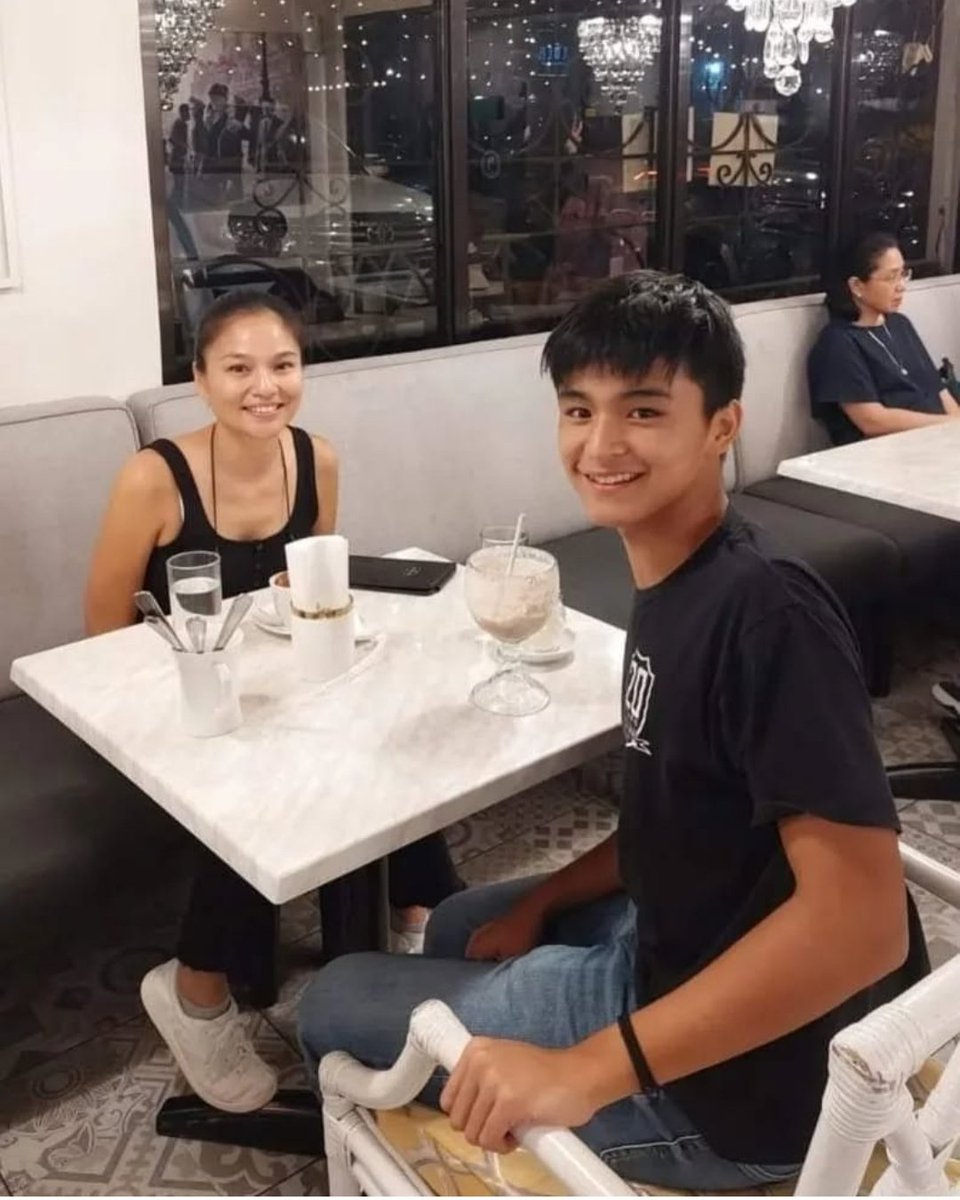 SwissMissDaw's tweet image. Julia Clarete with former husband Stephen Ryan Uy, Tepid Sebastian Uy&apos;s father.

(Other photos: Julia &amp;amp; Seb)