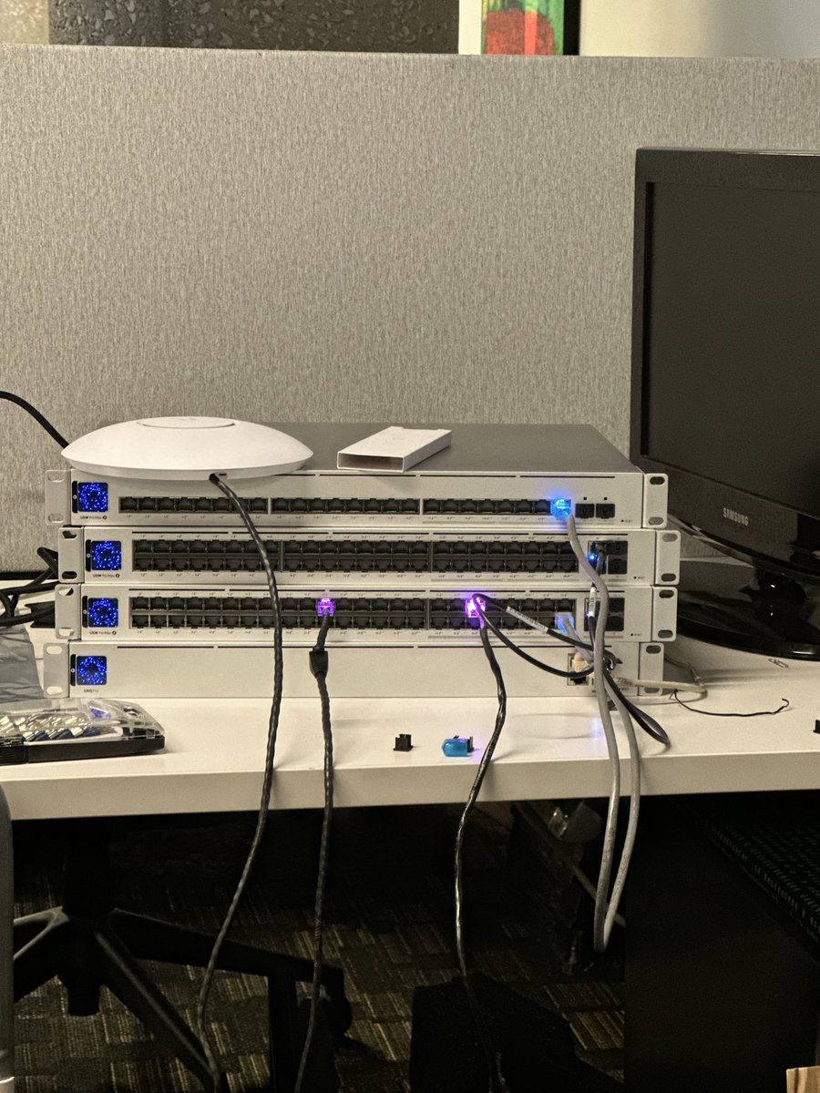 Jon Van Deurzen tweet media