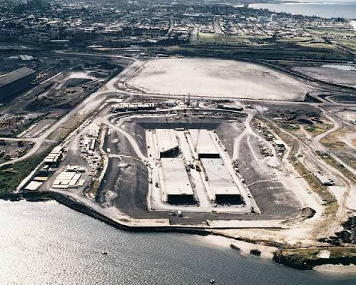 QBCCIntegrity's tweet image. 🚨 Australia's infrastructure costs are out of control! The Sydney Harbour Tunnel cost ~$5,000 per cubic meter (inflation-adjusted to 2025). Melbourne's Suburban Rail Loop? A staggering $20,000 per m³

Taxpayers deserve better—why the massive blowouts? #AusPol #InfrastructureFail