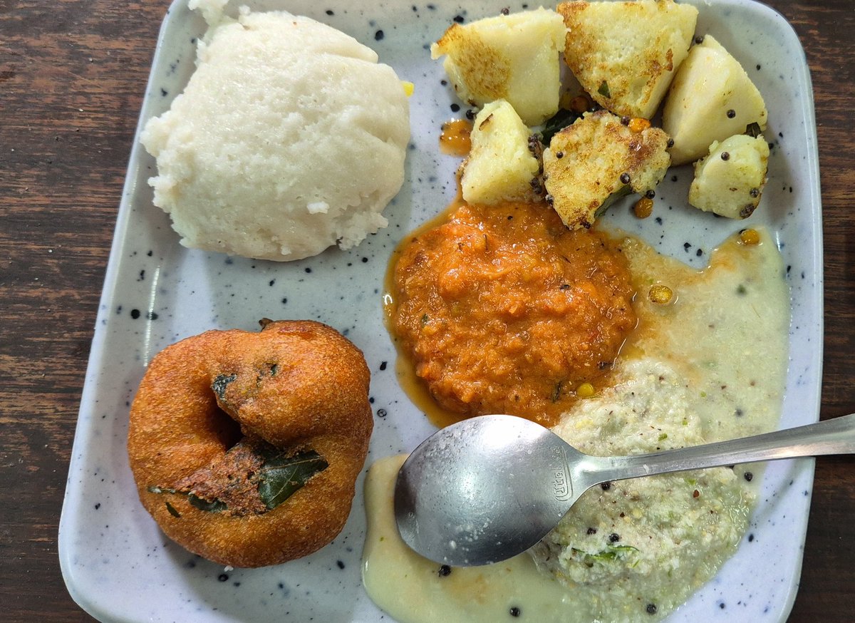 #WeekendVibes 
Craving Satisfied 
#Delhi 
😋😋😋