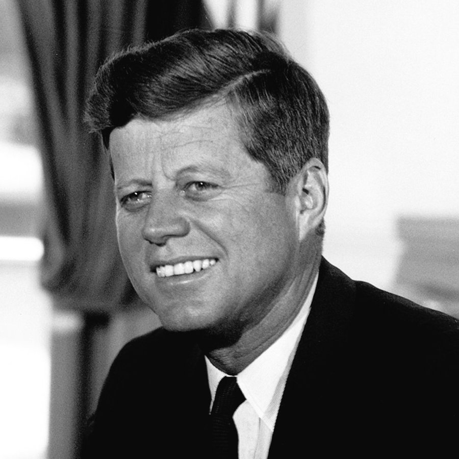 HistoryMattersX's tweet photo. 🇺🇲 Friday #22November 1963, American President John F. #Kennedy (46) is assassinated in Dallas, Texas, United States.

John Fitzgerald Kennedy was the

• 35th American President

• first Roman Catholic president

• youngest president ever elected

#Nicknames: ‘Jack’ and #JFK https://t.co/YMpEw3FH7E