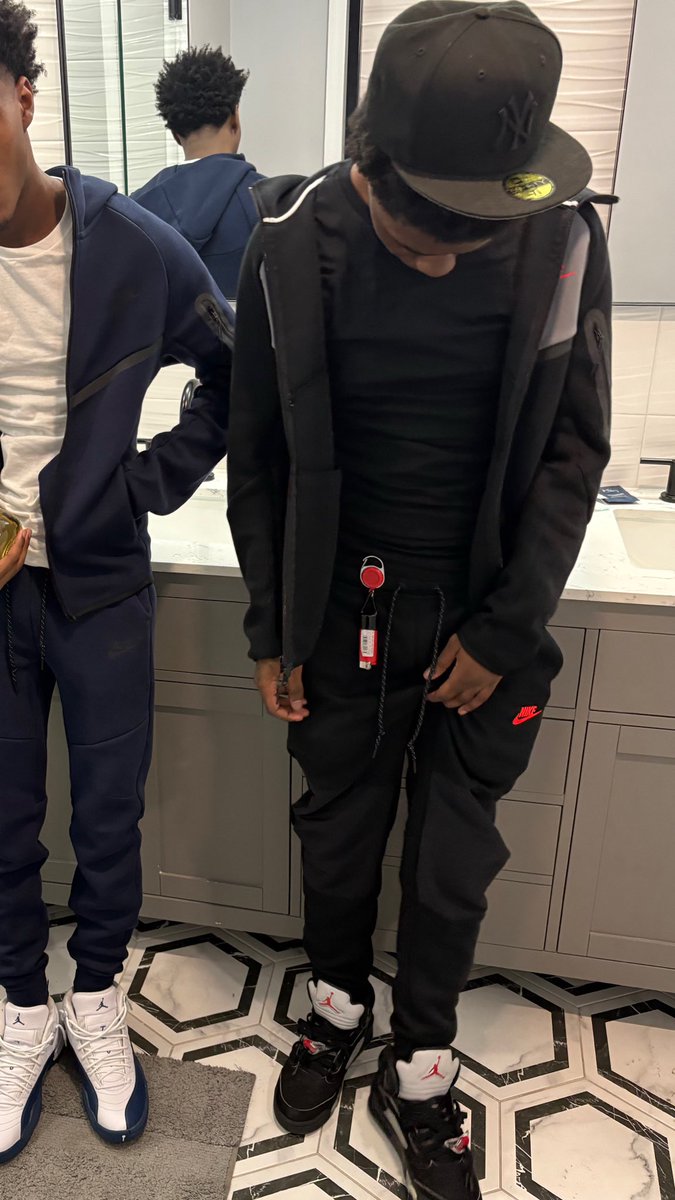 ❤️‍🩹 tweet media