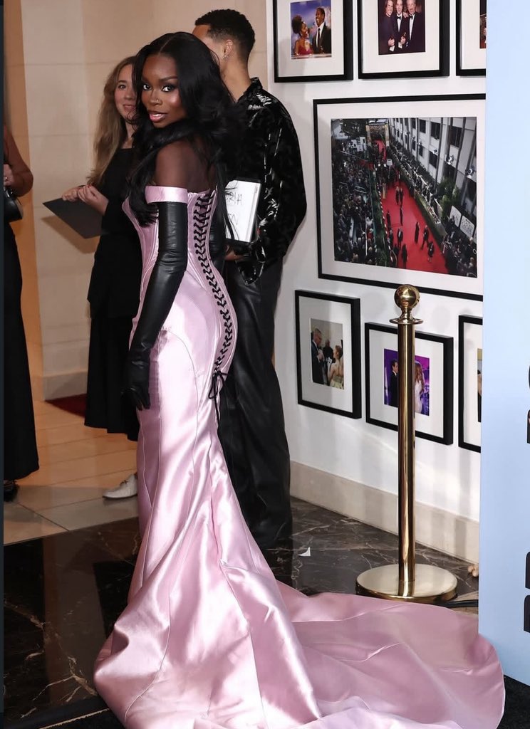 Still_l_Rise's tweet photo. Olandria Carthen serving in #AmorGaribovic at the #FemmeItForward Give Her Flowers Gala in LA https://t.co/HV8ToVkLxa