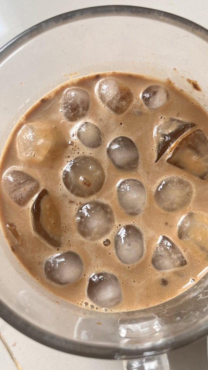 big thanks to MALAYSIA for this crazy delicious coffee sachet… now i get why everyone loves it 😭👍🏼