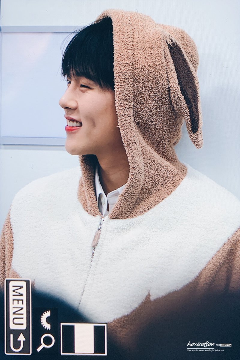 Hoxication1006's tweet photo. #몬스타엑스 #MONSTA_X #주헌 #JOOHONEY https://t.co/XzloLMjI5H
