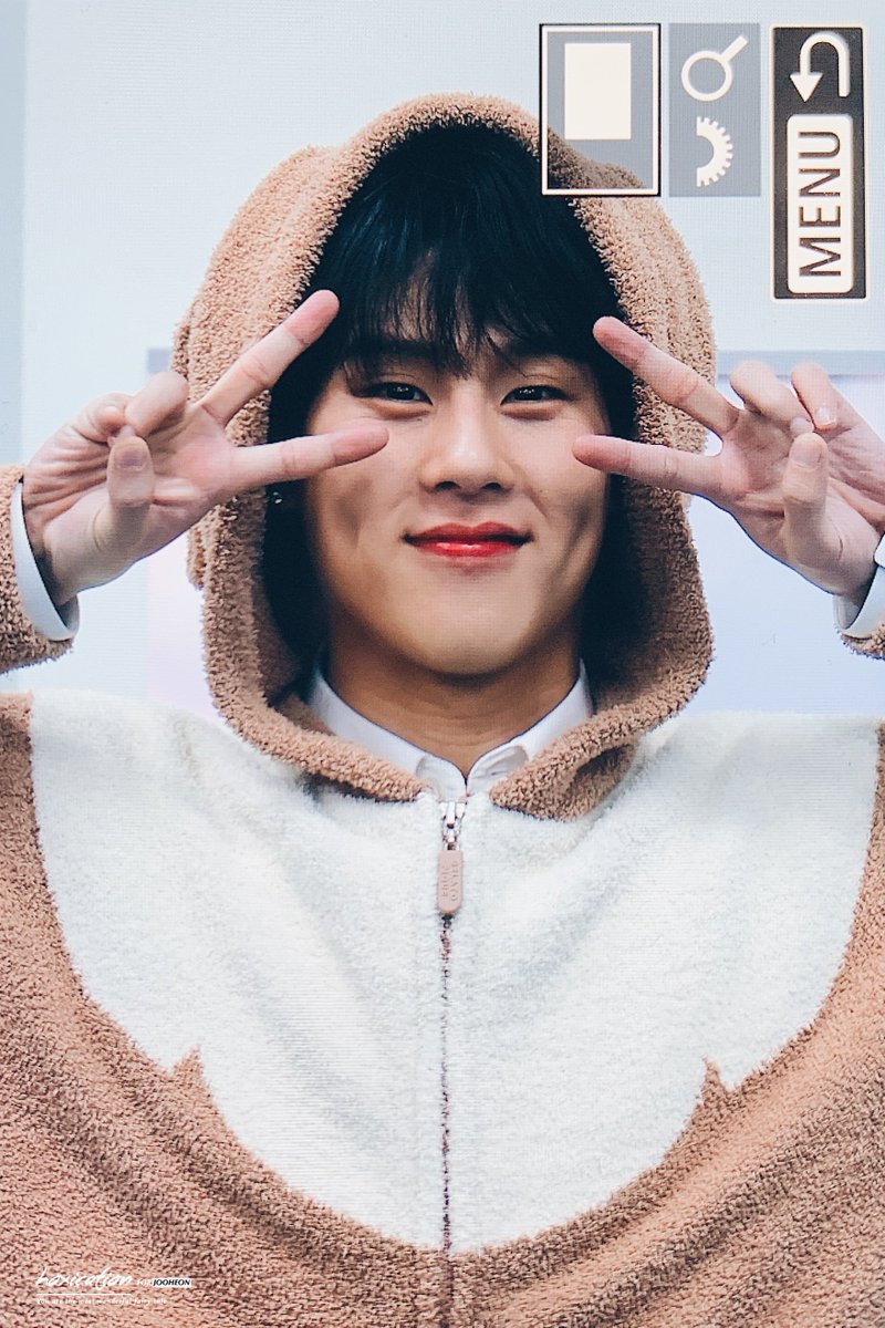 Hoxication1006's tweet photo. #몬스타엑스 #MONSTA_X #주헌 #JOOHONEY https://t.co/XzloLMjI5H