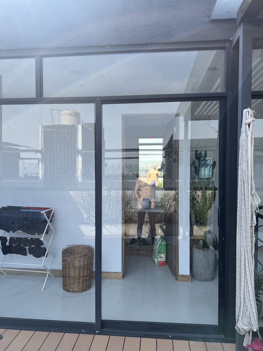 daveh00d's tweet image. defying sanity