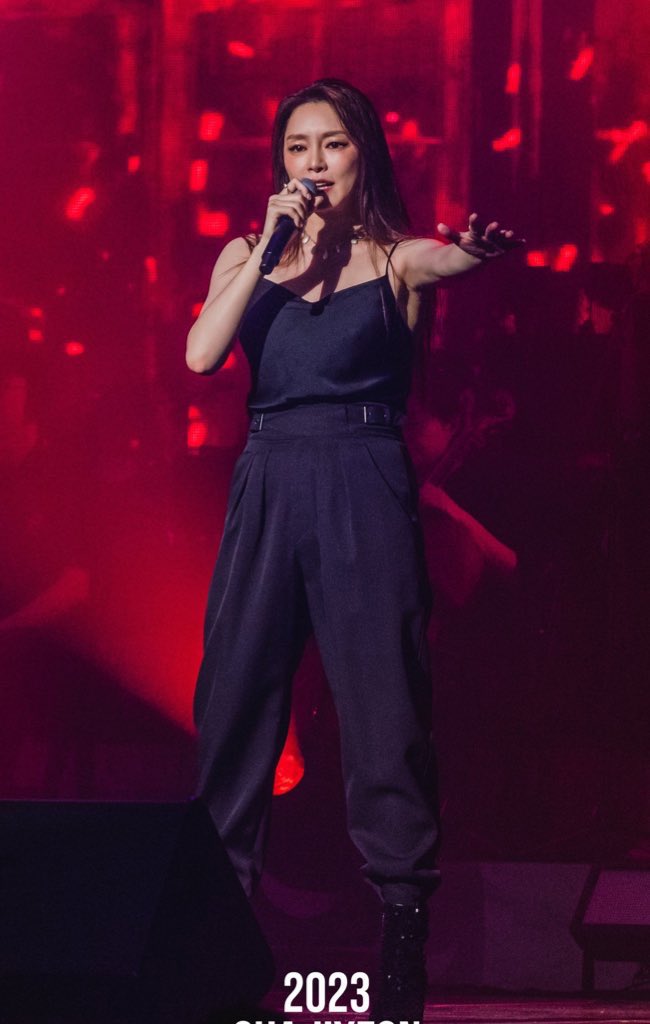 “제가 숫기가 없어서”