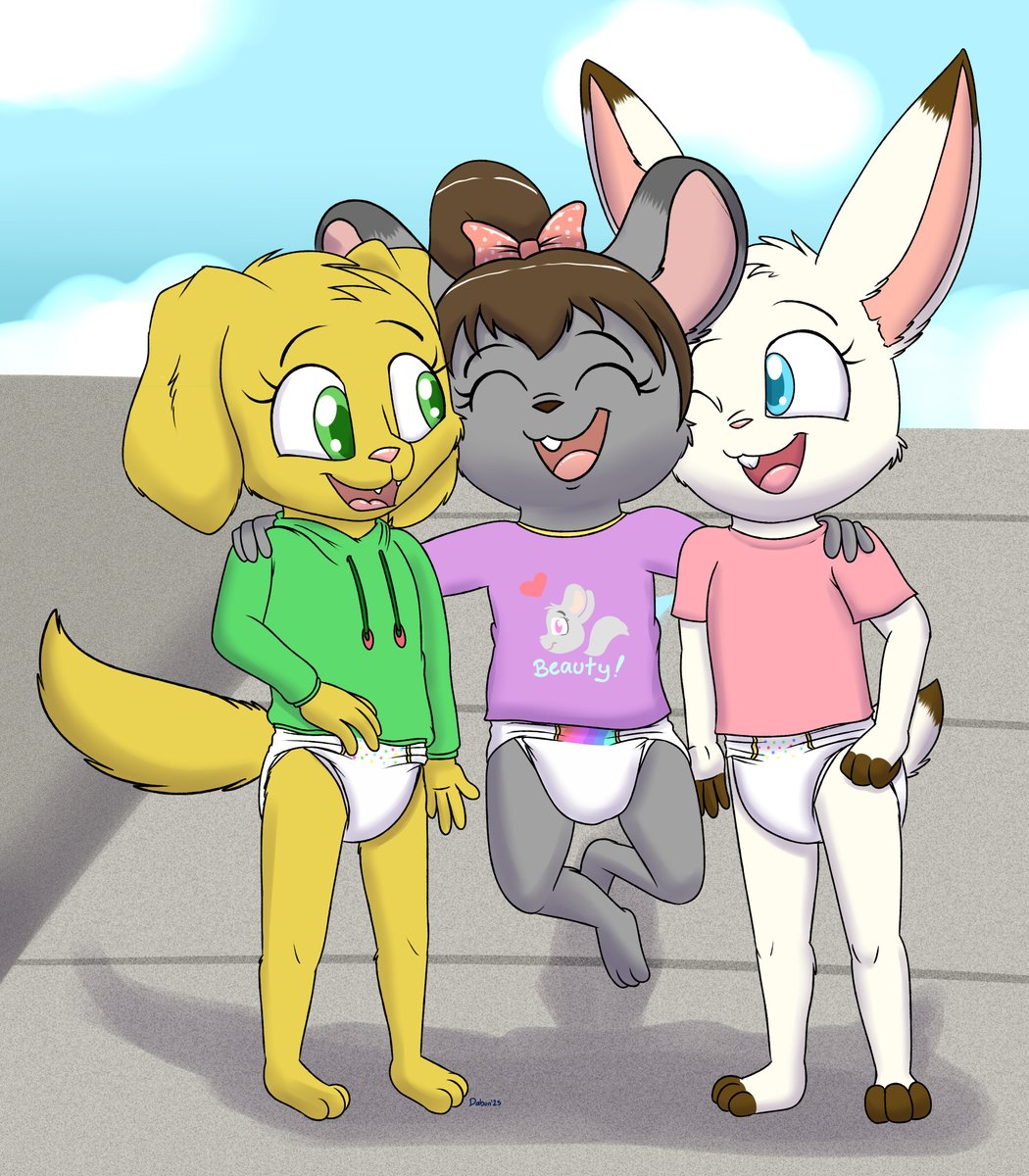 Happy friends hanging around ;)