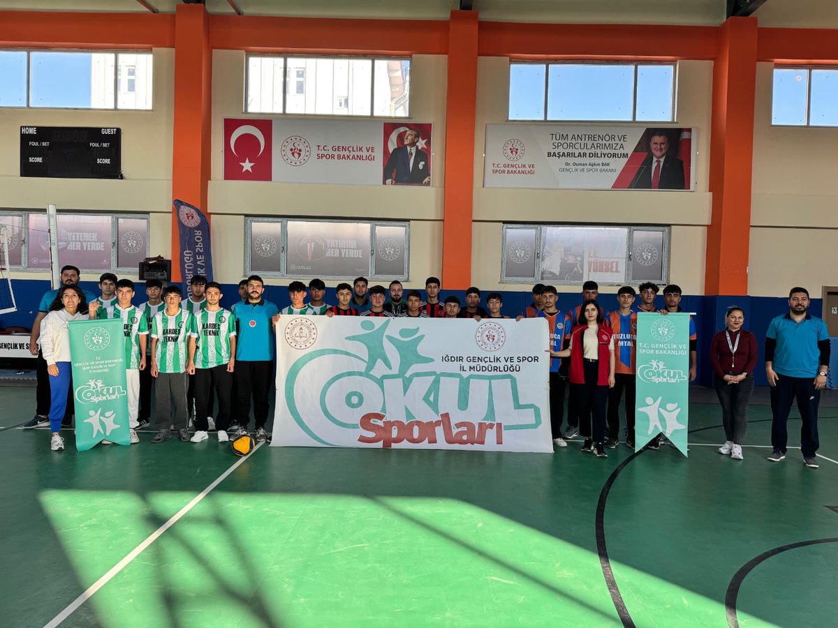 GSB_Igdir's tweet photo. 📣 2025-2026 Eğitim-Öğretim Yılı Gençler Voleybol İlçe Müsabakaları tamamlandı! 🏐

🏆 Kızlar:
🥇 Kut’ül Amare İmam Hatip Lisesi
🥈 100.Yıl Anadolu Lisesi
🥉 Tuzluca Mesleki ve Teknik Anadolu Lisesi

🏆 Erkekler:
🥇 100.Yıl Anadolu Lisesi
🥈 Kut’ül Amare İmam Hatip Lisesi
🥉 Tuzluca Mesleki ve Teknik Anadolu Lisesi

Tüm sporcularımızın centilmenliği ve mücadelesi için teşekkür ederiz.