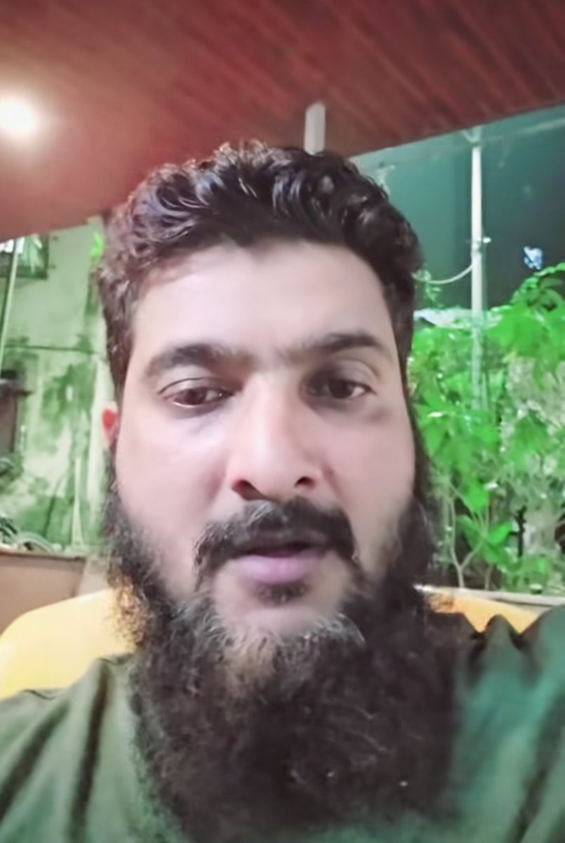 I have received information that an FIR has been filed against him 🚨

But I don't think the impotent police will take any action on this; there is no hope 😡

Do you have any hope that the Mumbai Police will arrest him? 🤔

<a href="/MumbaiPolice/">मुंबई पोलीस - Mumbai Police</a> <a href="/Thane_R_Police/">ठाणे ग्रामीण पोलीस | Thane Rural Police</a>