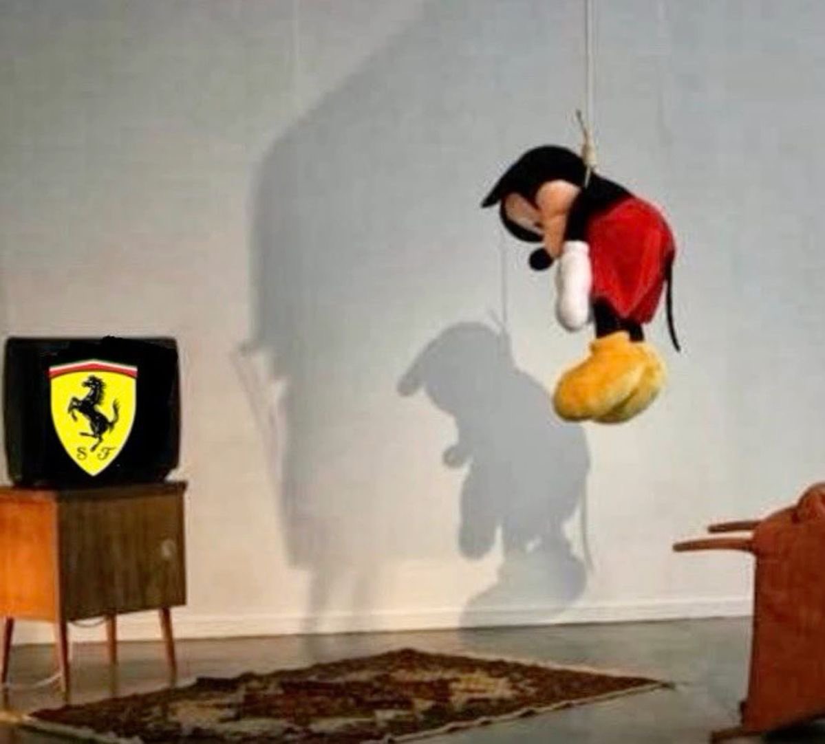 lewisonpole's tweet image. The first thing i see when i open Pinterest😭😭😭😭